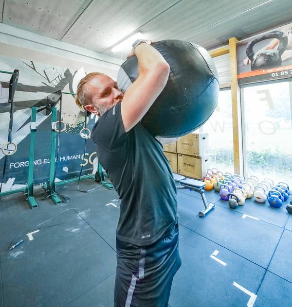 Hybrid Training Performance  - présentation des équipements sportif et musculation (2)